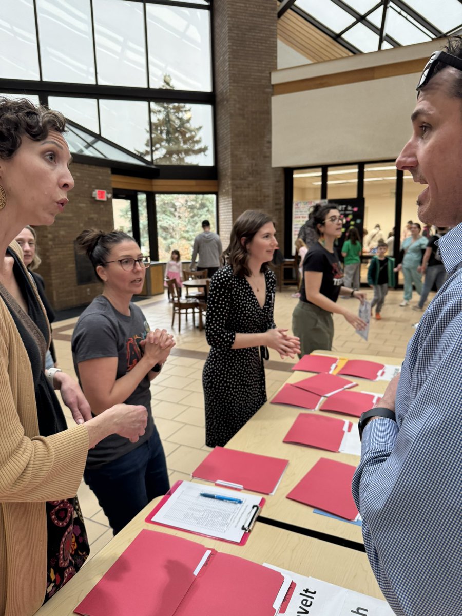 Livonia Schools tweet media