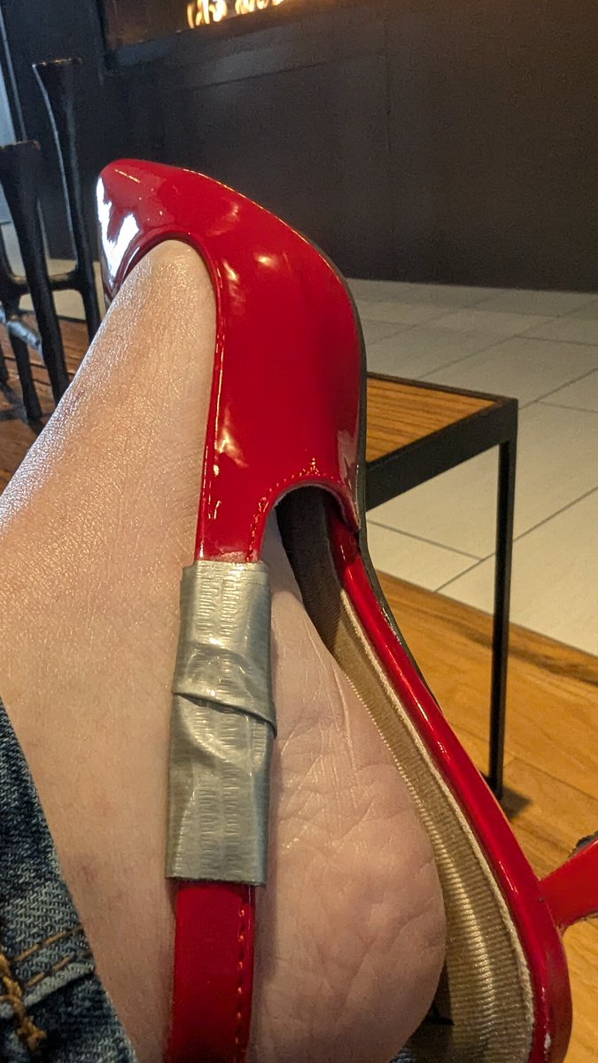 HeidiTown's tweet image. I would like the Twitterverse to know that yesterday, at #DCIINTHEGAME, my heel broke. And then, with the help of Meghan at Spotlight Cafe in #Greeley, I MacGyver&apos;d  that shit! 

@downtowncolo