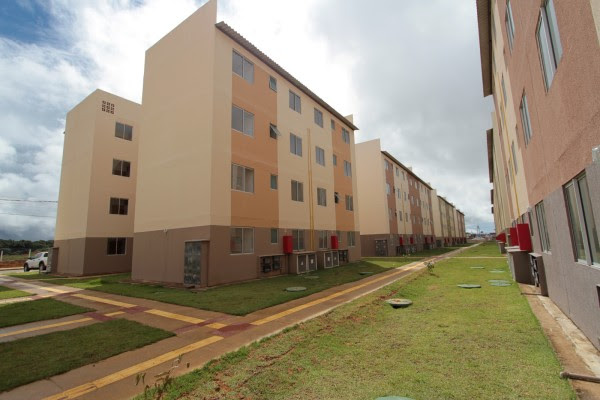 🌆 A segunda etapa tem mais 2 mil 218 imóveis.
🧱 Lançamos, na mesma época, as obras do Miracema, com mais 5 mil unidades.
Até 2010, quando assumi o Governo, o Amapá era fona nas obras do PAC 1.
Nos primeiros meses do meu Governo, resgatamos os recursos para o PAC 1 da habitação