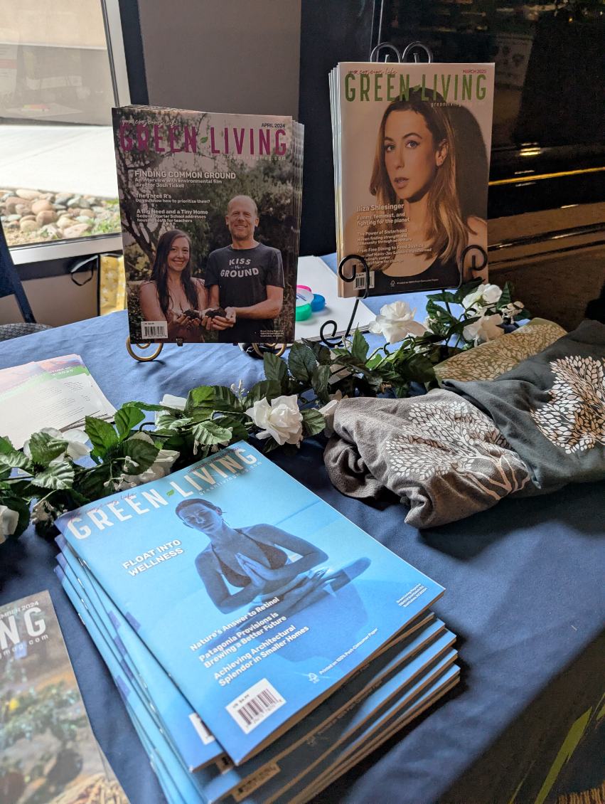 greenlivingaz's tweet photo. Arizona’s business community coming together for positive impact and innovation. Here are some photos from the event!💚✨ #GreenLivingMagazine #LocalFirstArizona #sustainability #ArizonaGoodBusinessSummit https://t.co/9UeLs4fpl6