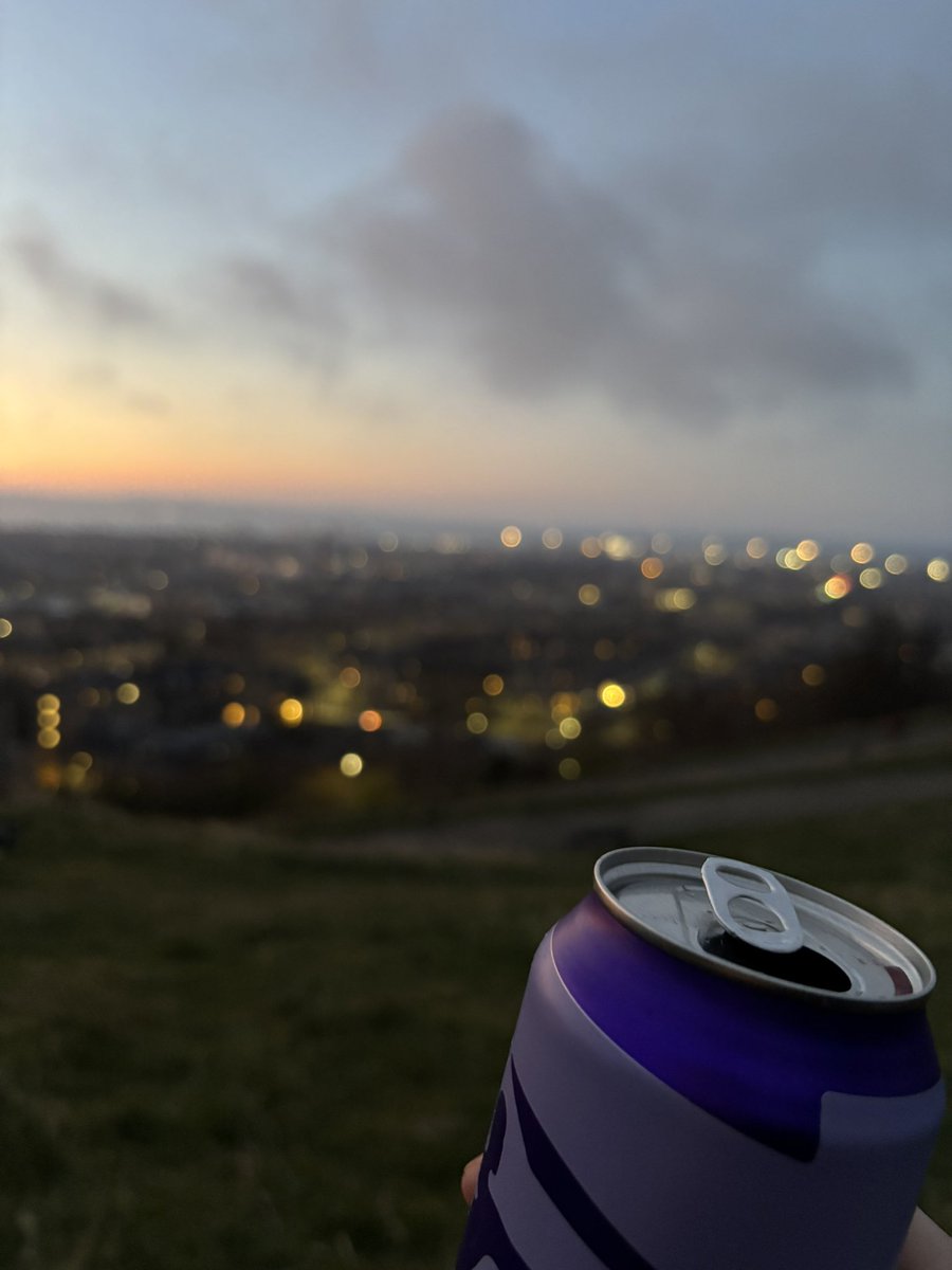 stevenren911's tweet photo. Always nice to take a break from everything. Been very stressful since the start of 2025 due to many things. Manage to travel back to Edinburgh- Second home for the weekend feeling the completely different vibe compare with London.

Recharge, and move forward https://t.co/8byyPpRL4A