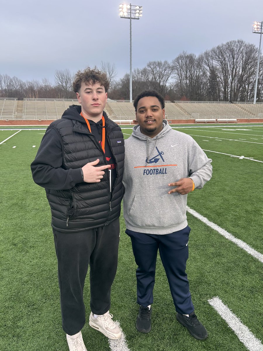 Jack Iakiri (@iakirijack) on Twitter photo Had a amazing visit at Hope today! had some great conversations!
<a href="/Coach_Pimpleton/">Calvin Pimpleton</a> <a href="/PStuursm/">Peter Stuursma</a> <a href="/Coach_HThompson/">Hunter Thompson</a> <a href="/JMHenige/">J Henige</a> <a href="/CoachJPhill71/">Justin Phillips</a> <a href="/lowellfootball/">Lowell Football</a> <a href="/mdwestathletics/">Midwest Athletics Academy & Events</a> Had a amazing visit at Hope today! had some great conversations!
<a href="/Coach_Pimpleton/">Calvin Pimpleton</a> <a href="/PStuursm/">Peter Stuursma</a> <a href="/Coach_HThompson/">Hunter Thompson</a> <a href="/JMHenige/">J Henige</a> <a href="/CoachJPhill71/">Justin Phillips</a> <a href="/lowellfootball/">Lowell Football</a> <a href="/mdwestathletics/">Midwest Athletics Academy & Events</a>