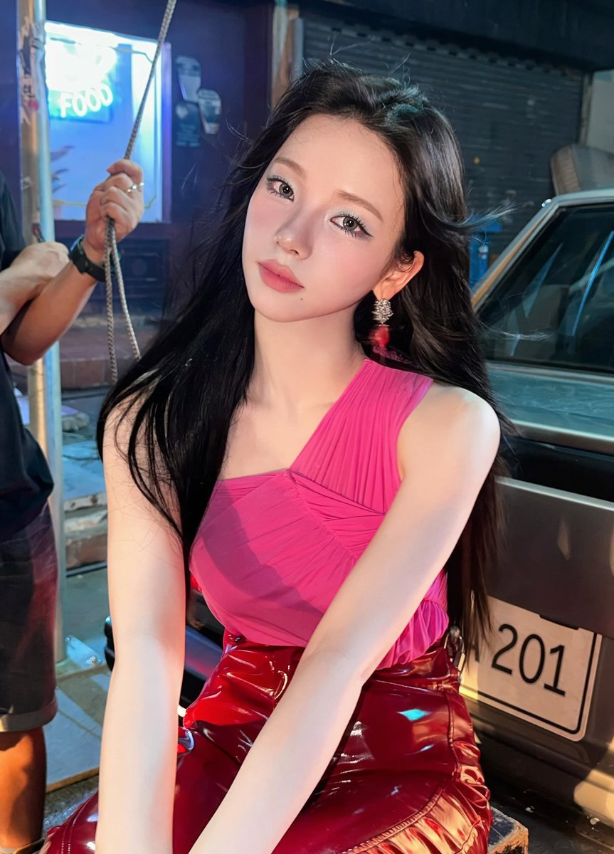 blurry (@blurkpop) on Twitter photo 