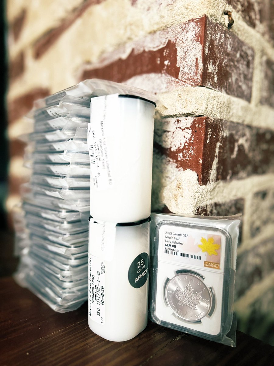 🚨 BREAKING: FREE SILVER

Comment below with the spot price of Silver on April 30th 2025. Closest guess will win a new 2025 Silver Canadian Maple NGC graded BU. #SilverSqueeze 

Deadline April 16th

RT to become eligible. Good Luck Anon 🫡