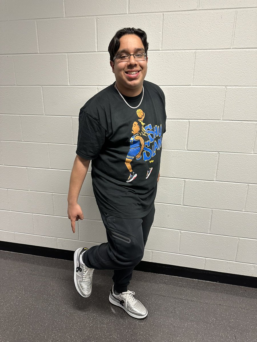 Big AURRRAAAAAA <a href="/reed_vial3/">Reed Vial</a> <a href="/amirk_23/">Amir Khan</a>