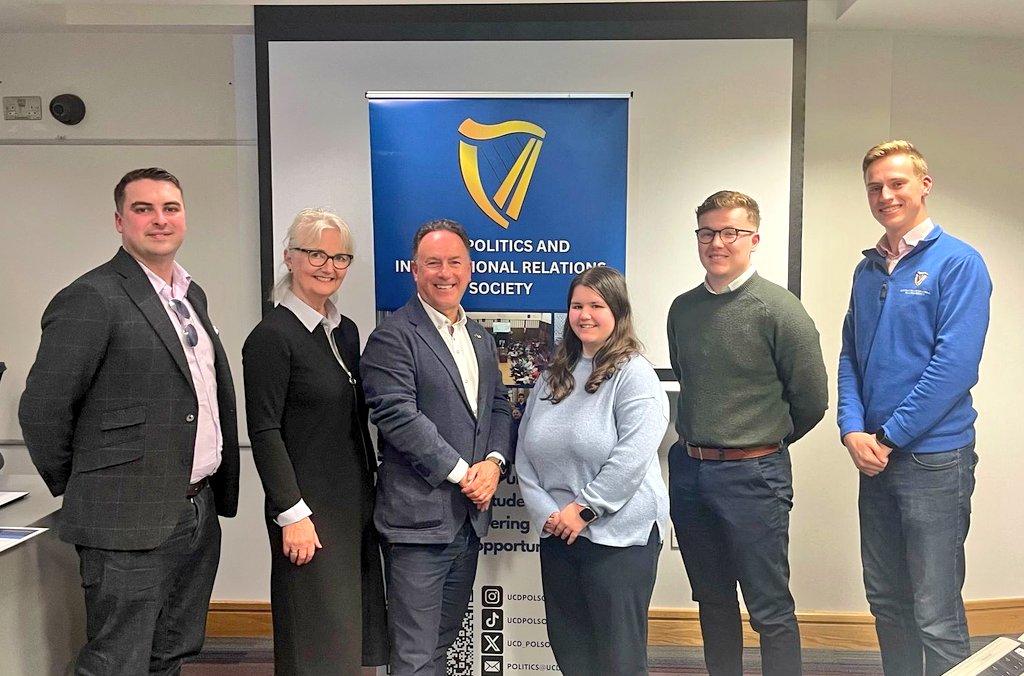 A big thank you to our panelists Jack, Ruth, Patrick and Caillum who spoke at our "Ireland and the EU" panel on Thursday, it was a very insightful discussion! If you missed it we have the livestream under our reels on our Instagram! 🇪🇺🇪🇺