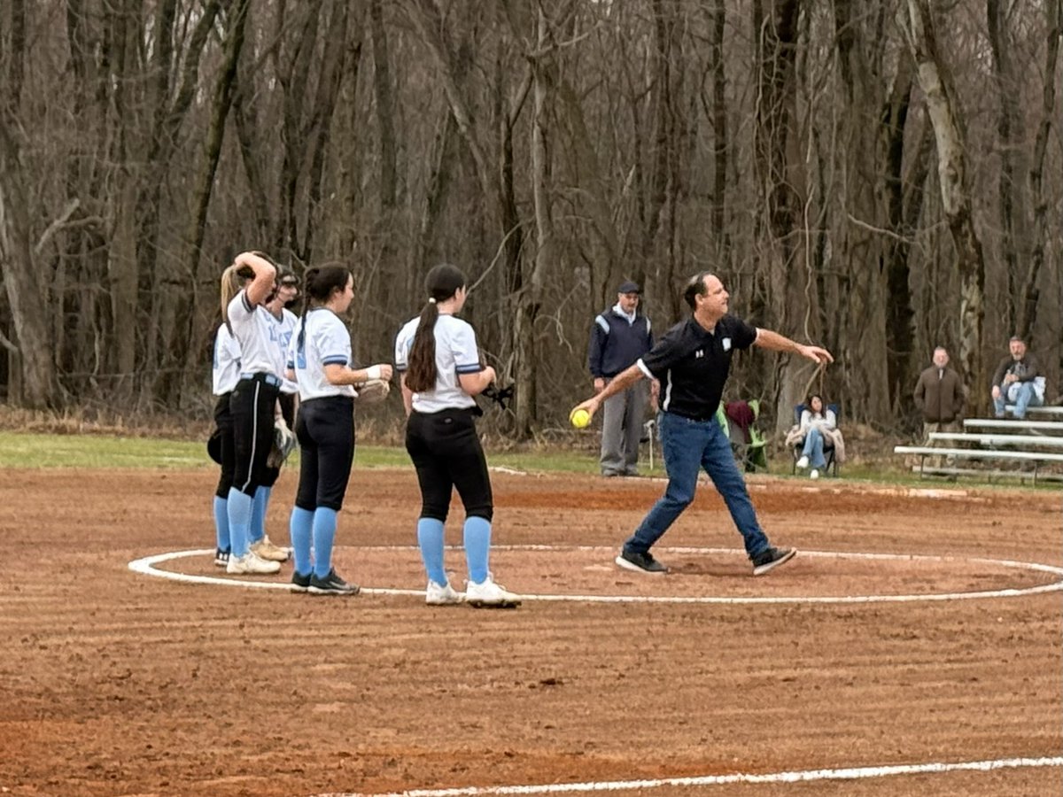 Rye Neck_Softball tweet media