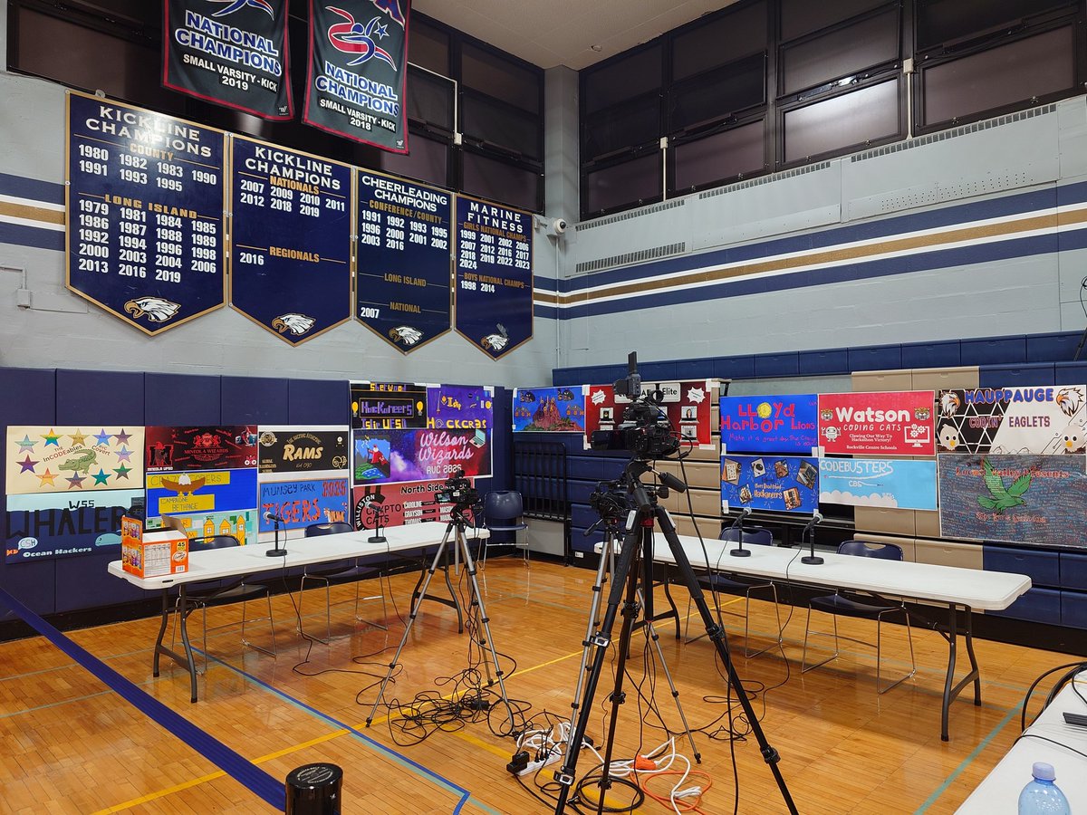 choiness27's tweet image. Bethpage HS is excited to partner with @oyoclass host the Upper Elementary Level Hackathon on April 4. 19 teams will venture to Bethpage to solve as many programming challenges as possible to take home the coveted 🏆 

Join us at 9:30 AM via livestream at bethpagetv.bethpage.ws
