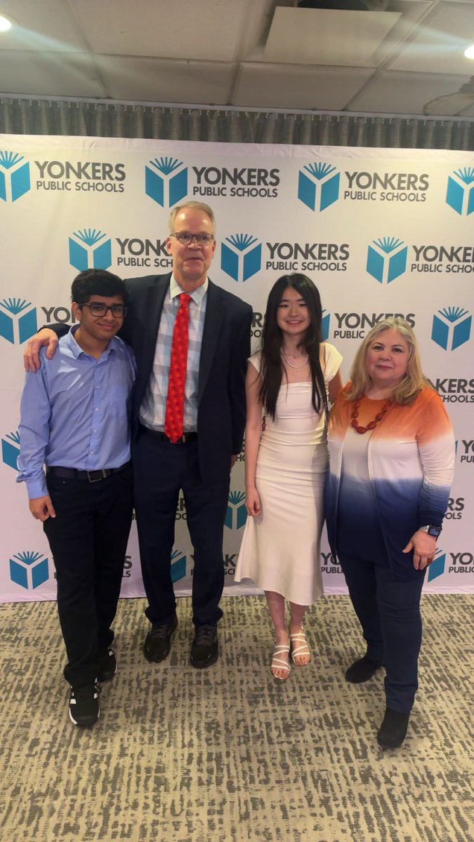 Yonkers High School Bulldogs Reunite:   Principal  of Roosevelt HS, Mr. DeChent and IB coordinator Ms. Lentine celebrate the success of their fellow alumni  of the Class of 2025💙🧡