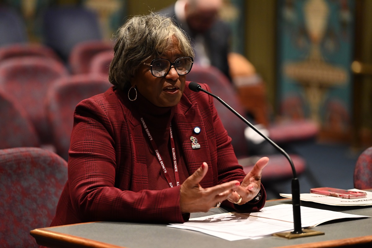 IL Senate Democrats (@ilsendems) on Twitter photo . <a href="/SenDorisTurner/">SenDorisTurner</a> measure to improve training for emergency medical dispatchers passes Senate.
ilsenatedems.co/pWC150VugRT . <a href="/SenDorisTurner/">SenDorisTurner</a> measure to improve training for emergency medical dispatchers passes Senate.
ilsenatedems.co/pWC150VugRT