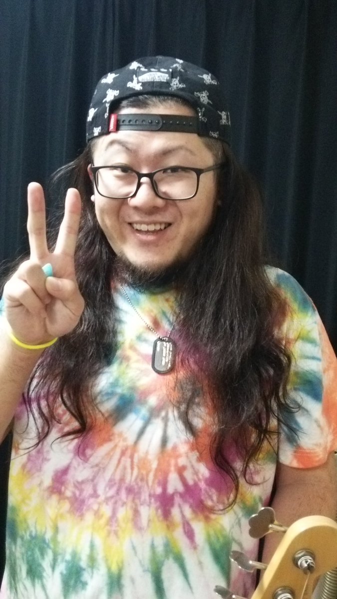 noahryo0131's tweet photo. Noahはお休みにして、新しいバンドを着々と進めています🍼

ドキドキと不安で地元を離れた24歳の米山涼が知ったら認められない、許されないと半殺しにされるでしょう🤮

でも大丈夫！
ちゃんと火は絶やさずにいるから🔥
正直に言うと去年の新宿ACBでバンド人生は終わりかけてましたが、まだ終わらない https://t.co/146JmEsSxa