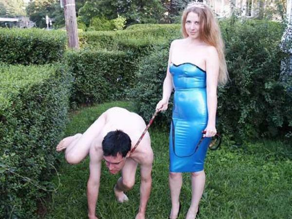 🔞♨️♀️💯<a href="/PrincessKaliDom/">Princess Kali</a> has trained her man to be an adorable puppy.
Source: Tumblr borngentleman