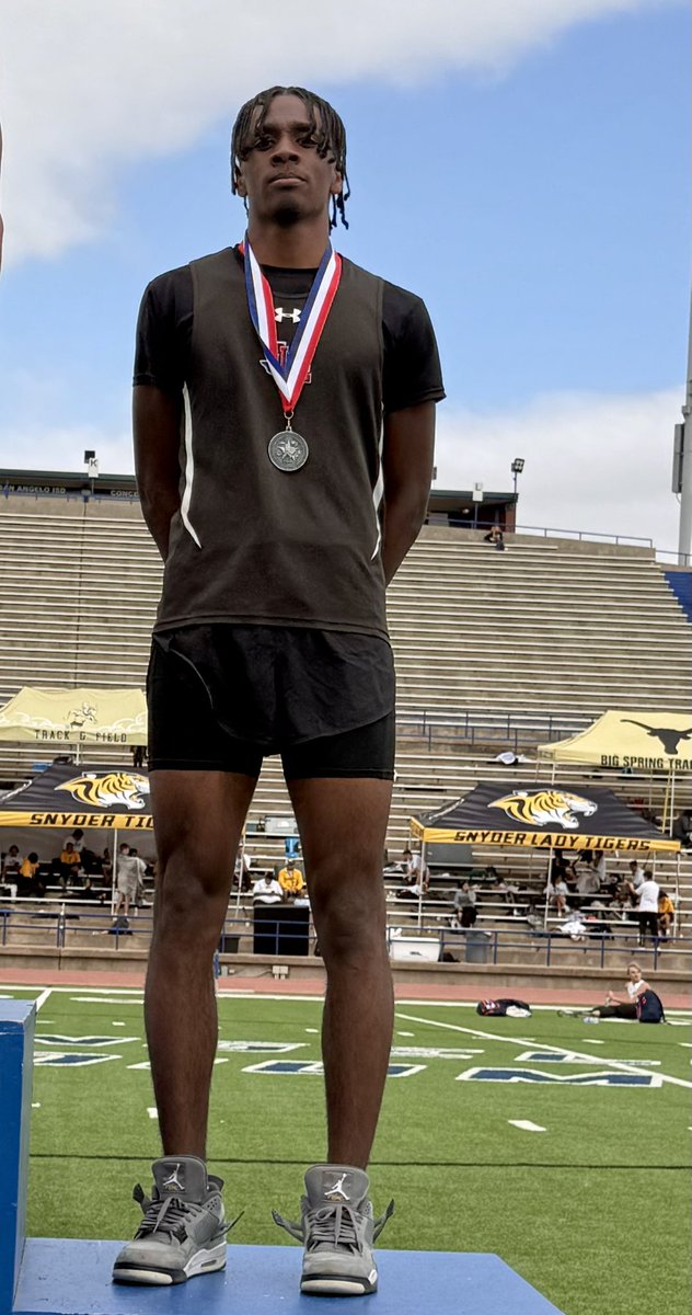 Eryk Jones (@joneseryk1127) on Twitter photo Area Qualifier
-Triple Jump
-300M Hurdles
<a href="/LLHS_Athletics/">Levelland Athletics</a>
<a href="/levellandnews/">Levelland News-Press</a>
<a href="/806hsscmedia/">Jasone Pearson</a> Area Qualifier
-Triple Jump
-300M Hurdles
<a href="/LLHS_Athletics/">Levelland Athletics</a>
<a href="/levellandnews/">Levelland News-Press</a>
<a href="/806hsscmedia/">Jasone Pearson</a>