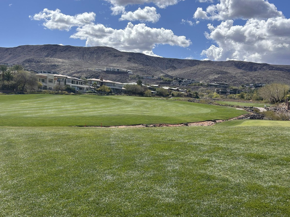 Aerification week knocked out of the park by <a href="/TurfLukeWKU/">Luke Headley</a>, @Blingram4, and staff! Another case of severe winds not slowing down a dedicated team and getting the job done! Let’s go!!!! <a href="/sincitygcsa/">SNGCSA</a>