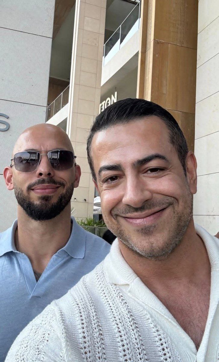 realworldiran's tweet photo. دو اسطوره https://t.co/EqV9ygkTON