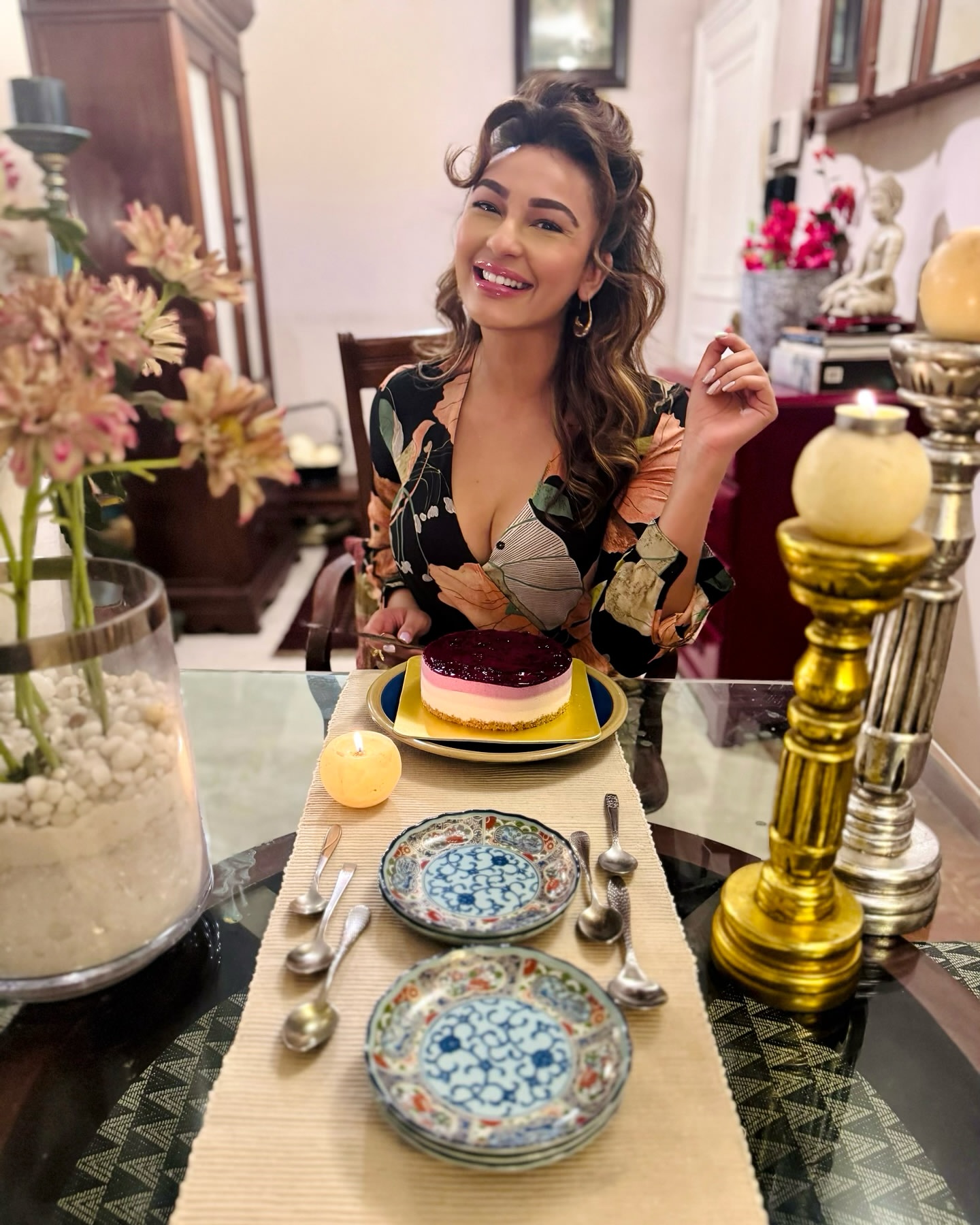 GnpxFw5aYAAqN_e?format=jpg&name=large