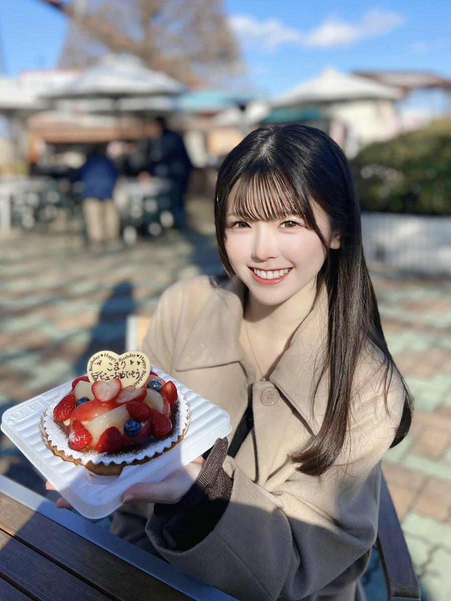 komari__fm0923's tweet photo. お友達がデビューお祝いしてくれたよ⸜🌷︎⸝‍ https://t.co/NFWLXMZtmV