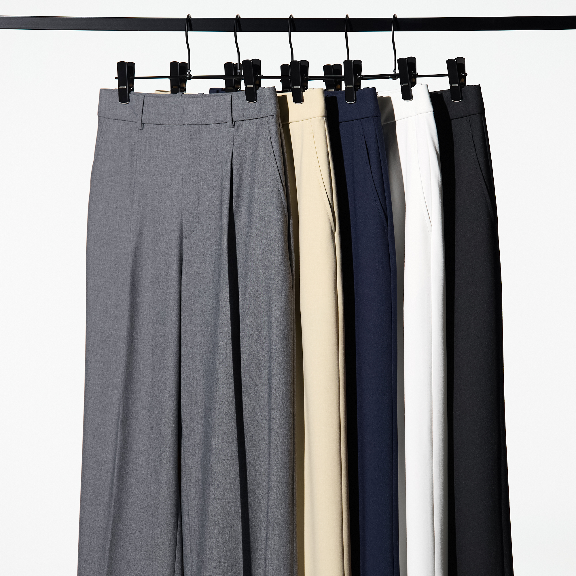 今月限定価格　明日からは15000 ユニクロ on X: 