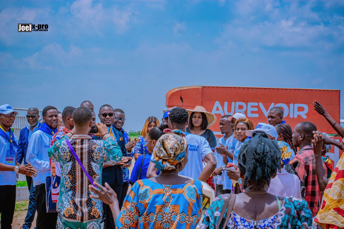 Bien accueilli au pied d’avion par la Jeunesse du Parti Lumumbiste Unifié