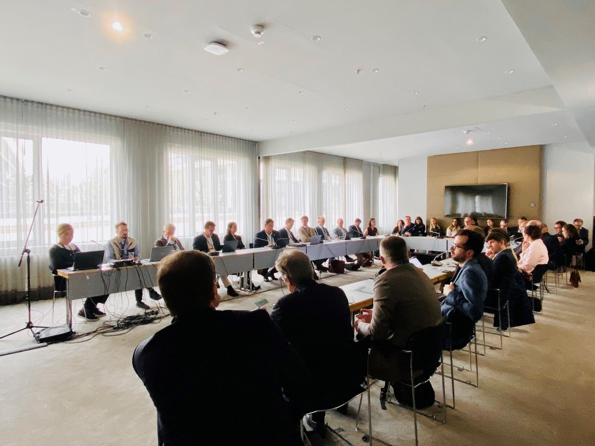 𝗛𝗨𝗚𝗘 𝗧𝗛𝗔𝗡𝗞 𝗬𝗢𝗨 to the 𝗣𝗥𝗢𝗙𝗜𝗗 𝗘𝗛𝗥𝗔 family!
Grateful to our partners at the #EHRA2025 Investigator &amp; National Coordinator Meeting. 
Routine prophylactic ICD implantation in reduced LVEF post-MI patients must be reassessed. Let’s make it happen! 💪
