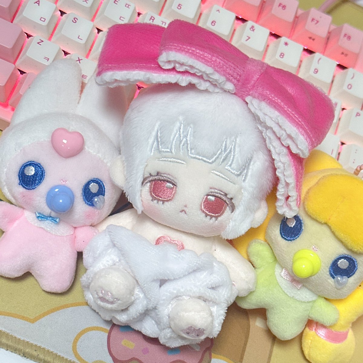 #무솜인덕장터
#무속성_쿠쿠
#RT 🩷

좋은날 기념으로 쿠쿠 2체 rt추첨 이벤트하겠습니다🎉🎉🎉
추첨은 주말에 진행하도록 하겠습니다~😆😆🩷
6일까지 판매도 하니 많은 관심부탁드립니다!