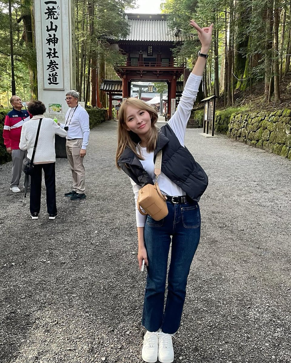 sinagpogi08's tweet photo. 📍荒山神社⛩️
自然に包まれて心が癒される場所✨
美しい神社と静かな雰囲気が最高でした🍃🌿
また来たい！🤍

#荒山神社 #神社巡り #自然が好き #癒しスポット #秋の風景 #⛩ #自然美 https://t.co/MmnA40iWuu
