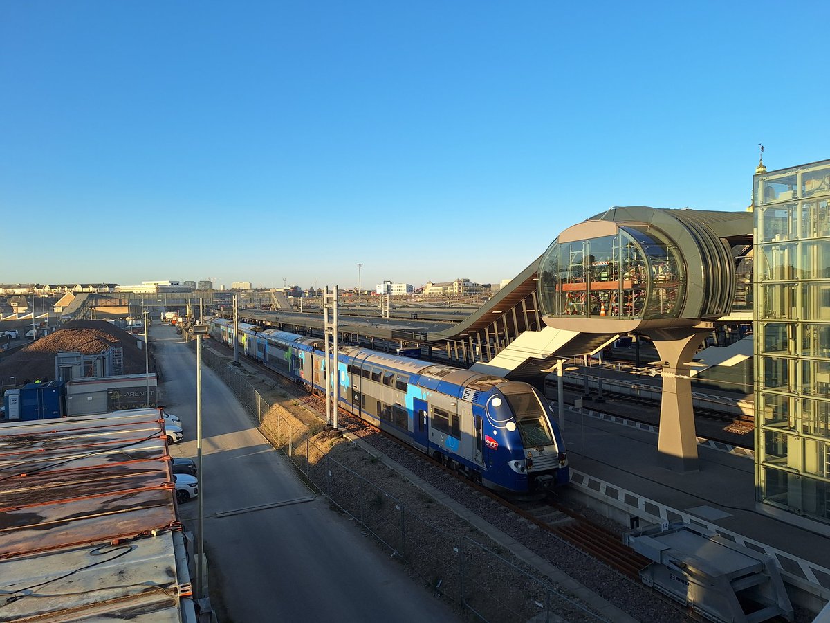 CelestiaFire's tweet image. #tictac #etcs #LuxembourgGare 🤪🥰
@TER_Metz_Lux @avtermel