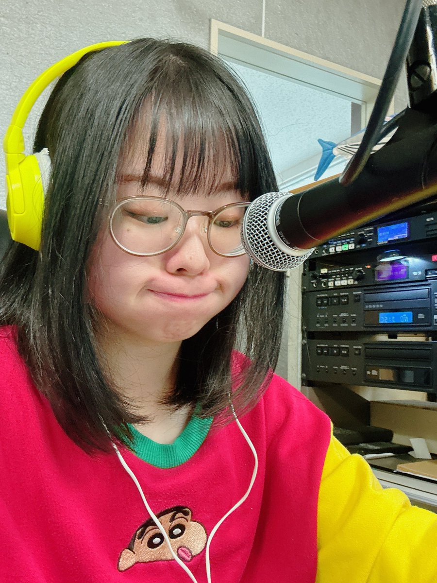 #ラジオ だーい！！

今日も14:00〜17:00までの生放送、始まってますよ〜〜〜🥳
『ひめたま2周年』に向けて、企画もねりねりします🤔
ぜひお付き合いくださいー！

#FMアップル #アップルスマイル