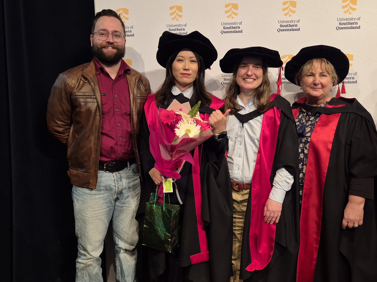 Centre for Agricultural Engineering (@caeusq) on Twitter photo Congratulations to our new Doctorates, Dr. Payel Sinha and Dr Yiyi Xiong, who graduated at <a href="/unisqaus/">University of Southern Queensland</a> autumn graduations this week w/ topics: agronomic assessment of biosolids biochar & machine vision of common root rot disease.
Priming the #ECR pipeline👏 Congratulations to our new Doctorates, Dr. Payel Sinha and Dr Yiyi Xiong, who graduated at <a href="/unisqaus/">University of Southern Queensland</a> autumn graduations this week w/ topics: agronomic assessment of biosolids biochar & machine vision of common root rot disease.
Priming the #ECR pipeline👏