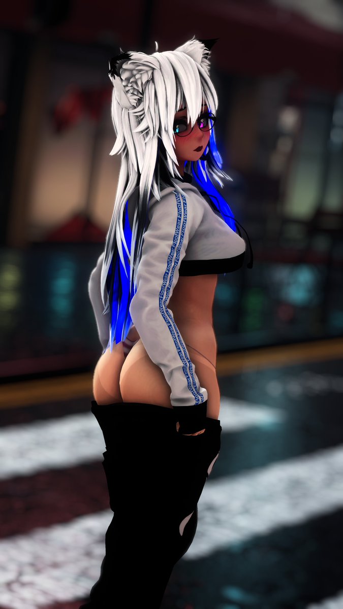 What do you mean don't take them off now? you said it would catch everyone's attention! 💙🤍