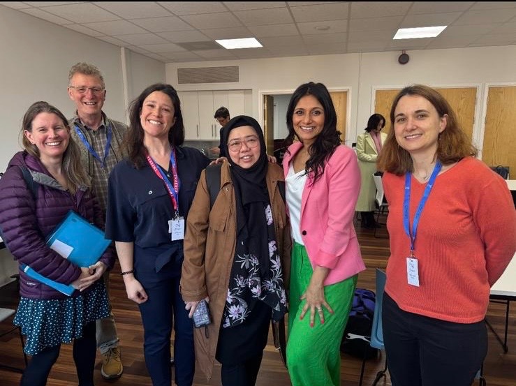 Kevin Monahan (@kevinjmonahan) on Twitter photo We had our third meeting this week of the UK Early onset colorectal cancer research consortium this week, designed to develop research projects in #EOCRC, supported by amazing patients & <a href="/BritSocGastro/">BSG</a> <a href="/bowelcanceruk/">Bowel Cancer UK</a> <a href="/curebowelcancer/">40TUDE</a> <a href="/CR_UK/">Cancer Research UK</a> <a href="/NIHRresearch/">National Institute for Health and Care Research</a> <a href="/BowelsOfStMarks/">St Mark's Hospital Foundation</a> We had our third meeting this week of the UK Early onset colorectal cancer research consortium this week, designed to develop research projects in #EOCRC, supported by amazing patients & <a href="/BritSocGastro/">BSG</a> <a href="/bowelcanceruk/">Bowel Cancer UK</a> <a href="/curebowelcancer/">40TUDE</a> <a href="/CR_UK/">Cancer Research UK</a> <a href="/NIHRresearch/">National Institute for Health and Care Research</a> <a href="/BowelsOfStMarks/">St Mark's Hospital Foundation</a>