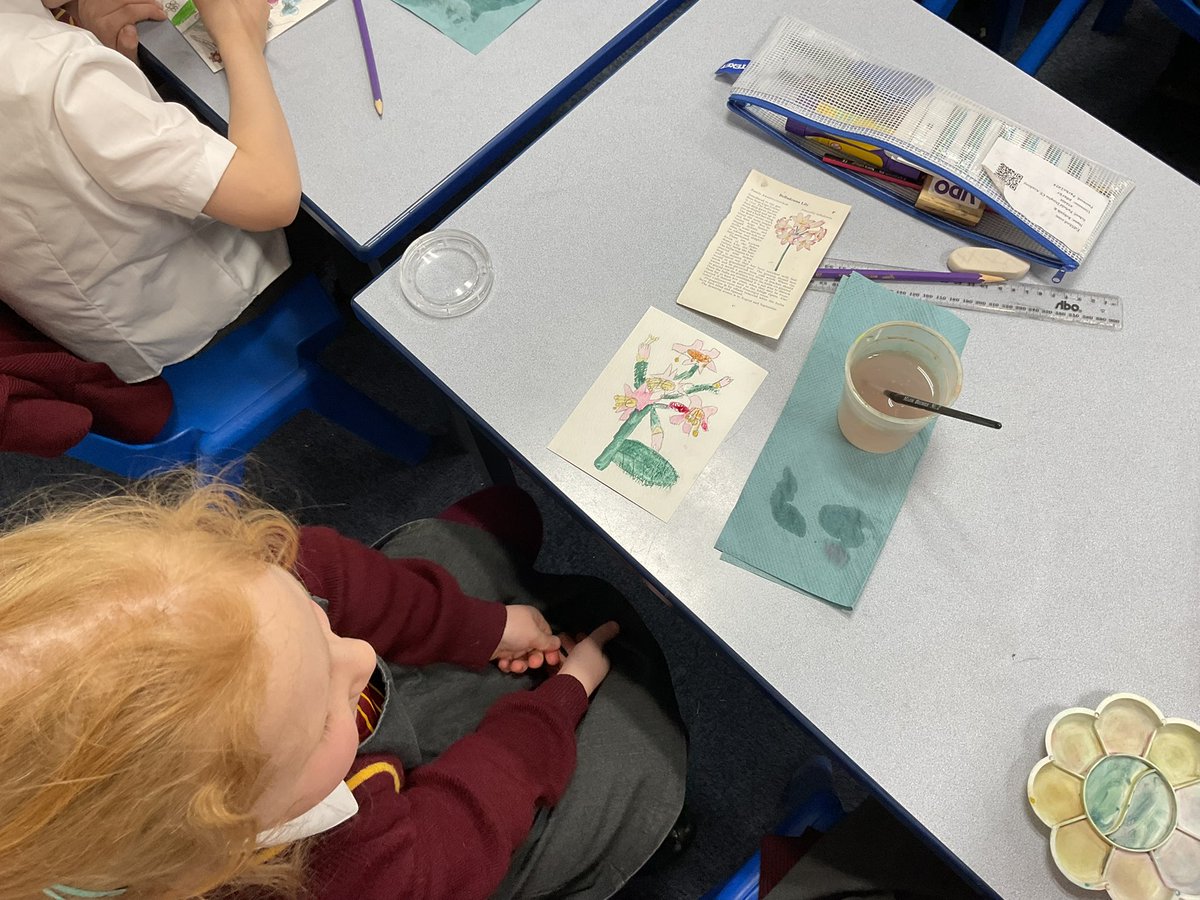 PDA_Y2's tweet image. Creating our Mothers Day cards as we develop our watercolour skills. #pdaart