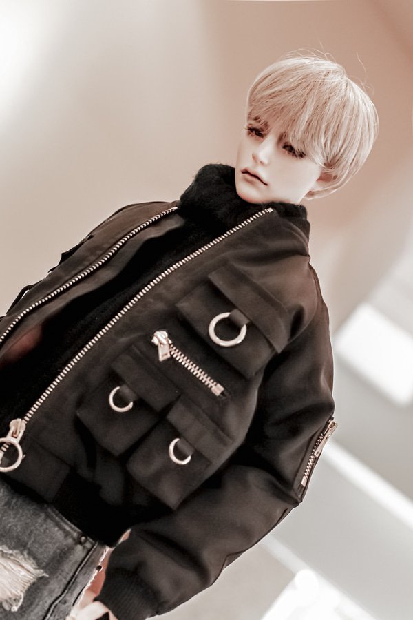 • B612 • tweet media