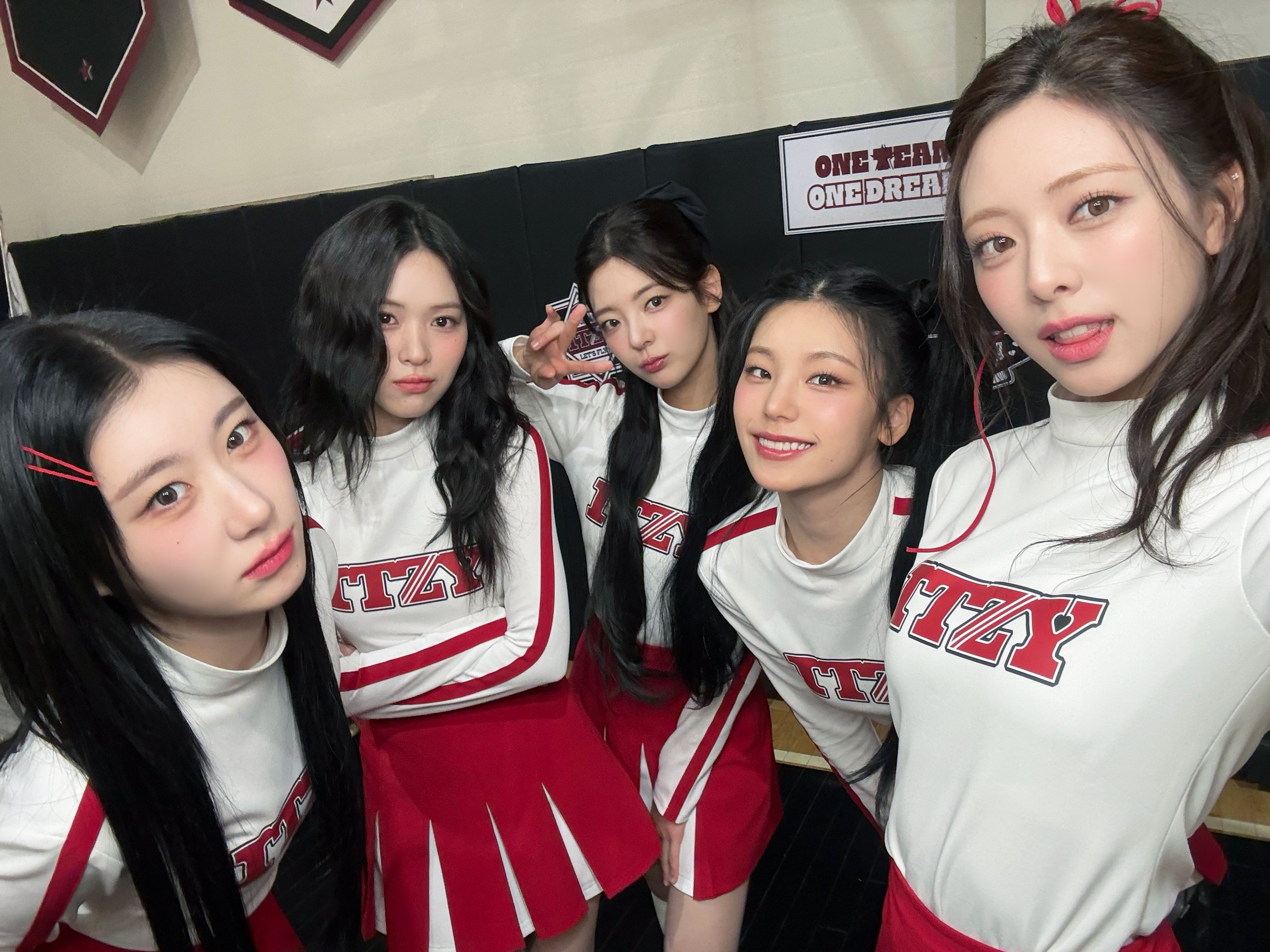 ITZY on X: 