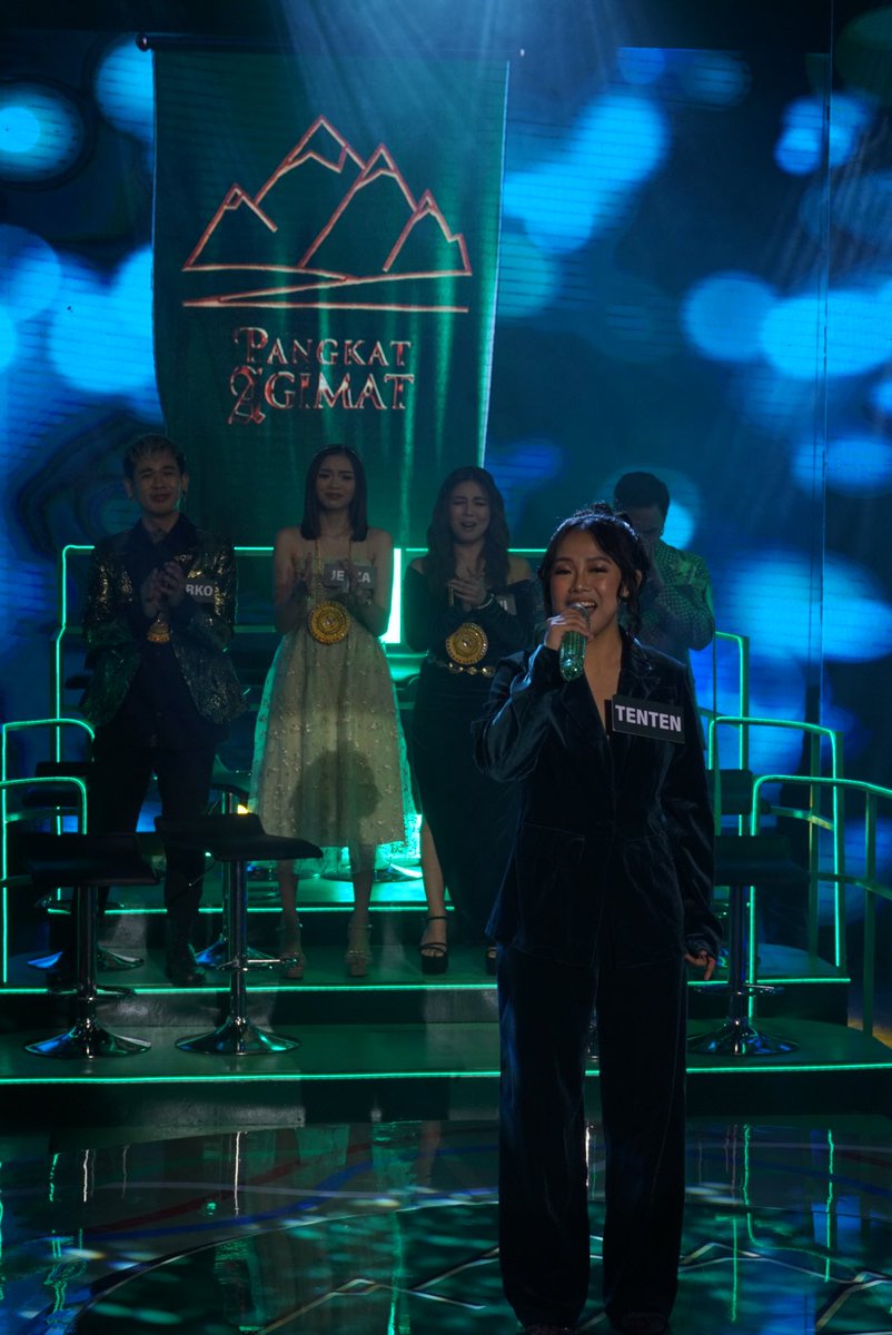 It's Showtime tweet media