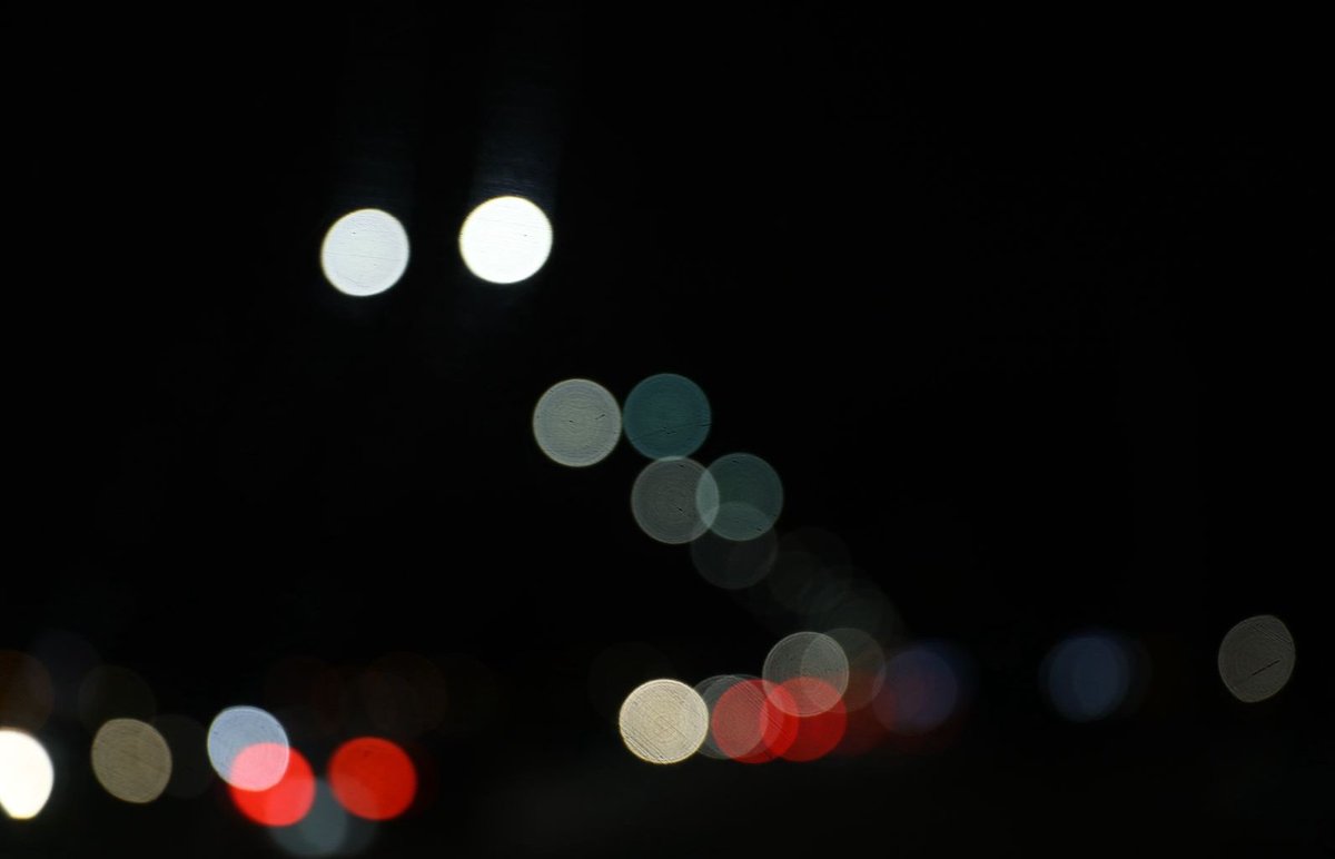 Artistic_LH's tweet image. The night is dark &amp;amp; full of #bokeh.
