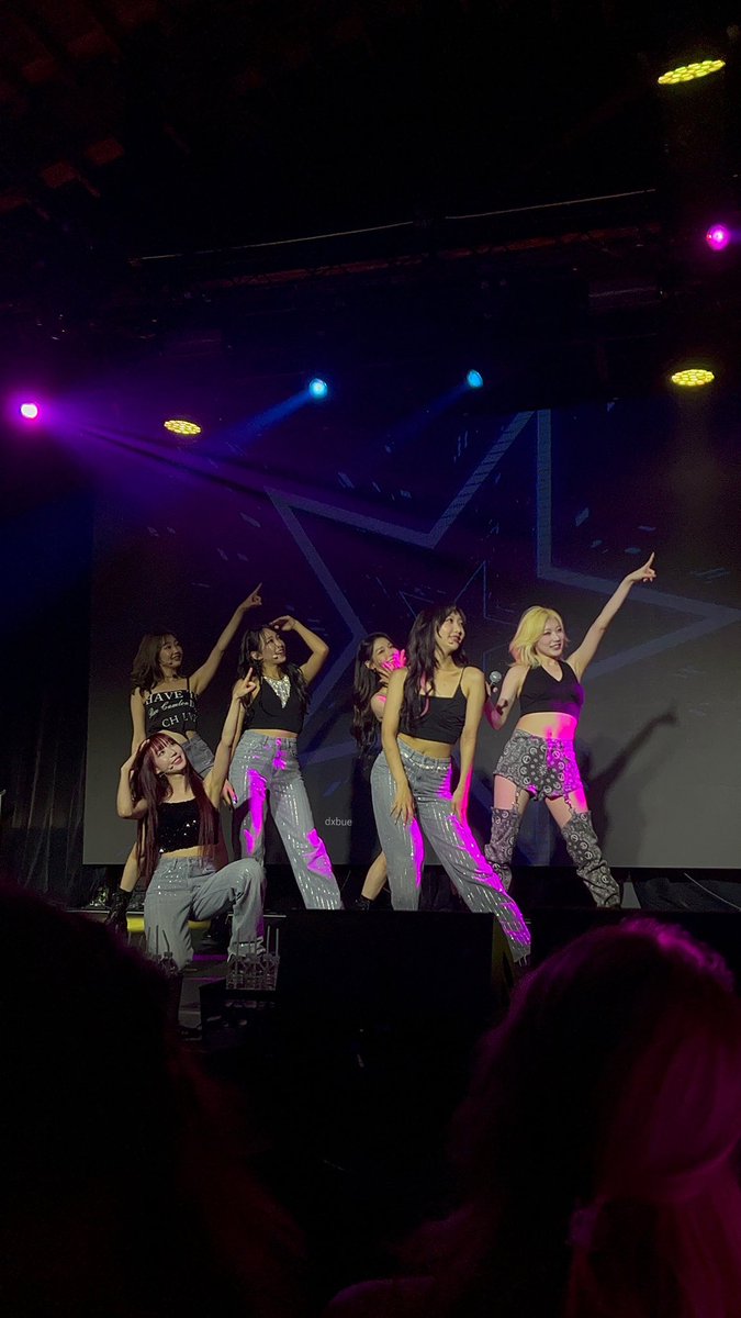 dxbue_'s tweet image. thank you for everything secret number 💕