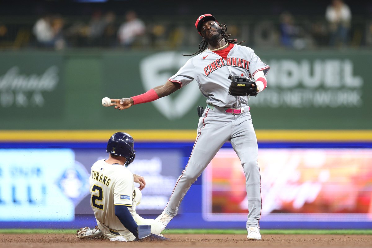 MLBNetwork's tweet photo. The only teams in the Live Ball Era (since 1920) to lose three consecutive games by a score of 1-0:

- 1960 Phillies
- 2025 Reds https://t.co/lWVelkSK0E