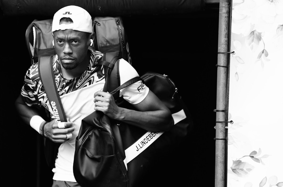BlackSpinGlobal's tweet image. #USClay | @chris_eubanks96 is through to the quarter-finals in Houston after (8)Kei Nishikori retired – Eubanks was leading 6-1.

Up next for the American, who said “this is as comfortable as I’ve ever felt on a clay court”, (4)Brandon Nakashima.

📸 | Andrew Wevers [Getty]