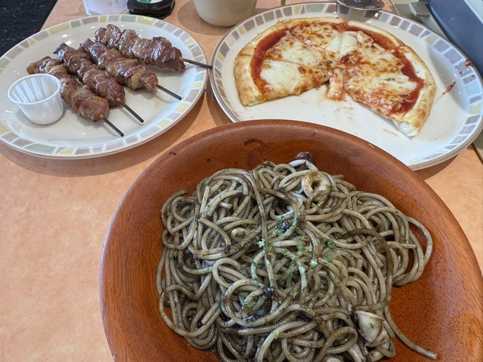 サイゼリヤ豪遊マン 