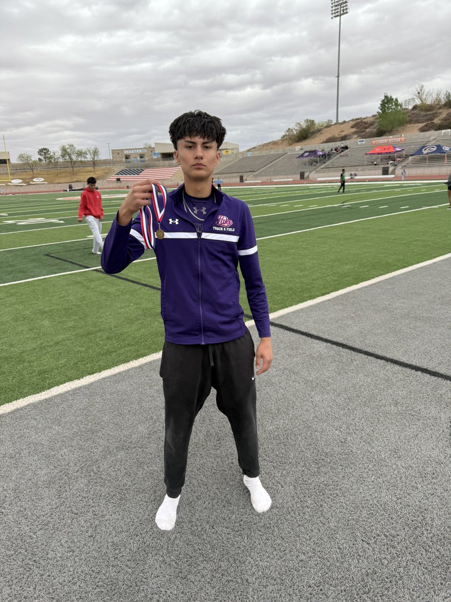 Eric Martinez (@emart1nezz) on Twitter photo Boys High Jump Sweep the Golds! 🥇🥇🥇
Tristan Anderson - Varsity Champ
Raul Torres - Open Champ
Nathan Encinas - Freshmen Champ
<a href="/CoachMSaldana/">Coach M Saldana</a> <a href="/EHSTrack_/">Eastlake Track and Field</a> <a href="/east7334_high/">Eastlake high school</a> <a href="/RRodriguezJr2/">Coach Rod</a> Boys High Jump Sweep the Golds! 🥇🥇🥇
Tristan Anderson - Varsity Champ
Raul Torres - Open Champ
Nathan Encinas - Freshmen Champ
<a href="/CoachMSaldana/">Coach M Saldana</a> <a href="/EHSTrack_/">Eastlake Track and Field</a> <a href="/east7334_high/">Eastlake high school</a> <a href="/RRodriguezJr2/">Coach Rod</a>