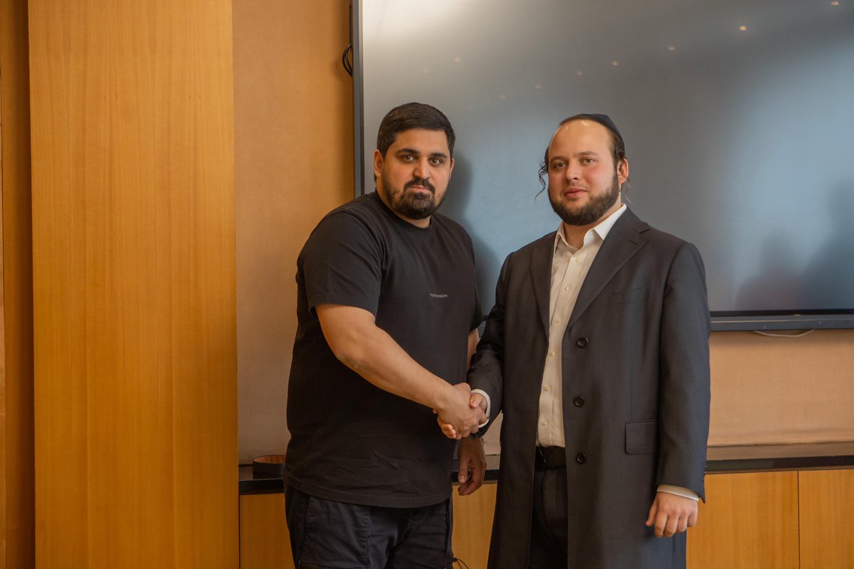 Yaakov Flitchkin (@yaakov_flitch) on Twitter photo Met with <a href="/tymur_tkachenko/">Тимур Ткаченко</a> Tkachenko, head of Kyiv's military administration, to congratulate him on his recent appointment. I expressed gratitude for his efforts in maintaining the safety and security of Kyiv, Ukraine's capital. Met with <a href="/tymur_tkachenko/">Тимур Ткаченко</a> Tkachenko, head of Kyiv's military administration, to congratulate him on his recent appointment. I expressed gratitude for his efforts in maintaining the safety and security of Kyiv, Ukraine's capital.