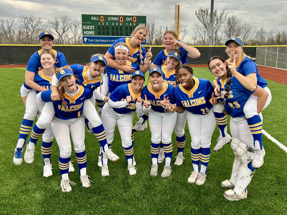 Olathe South Softball (@softball_oshs) on Twitter photo Varsity opened their 2025 season with a 17 - 2 victory over Shawnee Mission South tonight! 
#EarnIt Varsity opened their 2025 season with a 17 - 2 victory over Shawnee Mission South tonight! 
#EarnIt