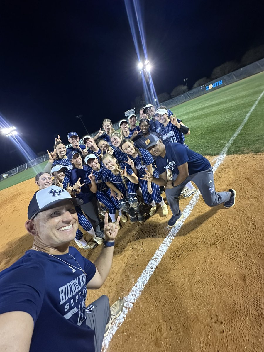 HRHSVarsitySoftball (@hrbullssoftball) on Twitter photo The Bulls took care of business on the road with a 6-1 over Legion Academy! Strong team win, <a href="/kristynembler/">Kristyn Embler 2025</a> in the โญ๏ธ, 9kโs, key hits by Sr Liza Baker(double), <a href="/aubree_painter/">Aubree Painter</a> (2Rbiโs) & Fr <a href="/Faulkenb2Hailey/">Hailey Faulkenberry</a> w/2hits! Back to <a href="/Gm4Sports/">Greater Metro 4 Conference</a> tomorrow night at West Cab. #BALLERS The Bulls took care of business on the road with a 6-1 over Legion Academy! Strong team win, <a href="/kristynembler/">Kristyn Embler 2025</a> in the โญ๏ธ, 9kโs, key hits by Sr Liza Baker(double), <a href="/aubree_painter/">Aubree Painter</a> (2Rbiโs) & Fr <a href="/Faulkenb2Hailey/">Hailey Faulkenberry</a> w/2hits! Back to <a href="/Gm4Sports/">Greater Metro 4 Conference</a> tomorrow night at West Cab. #BALLERS