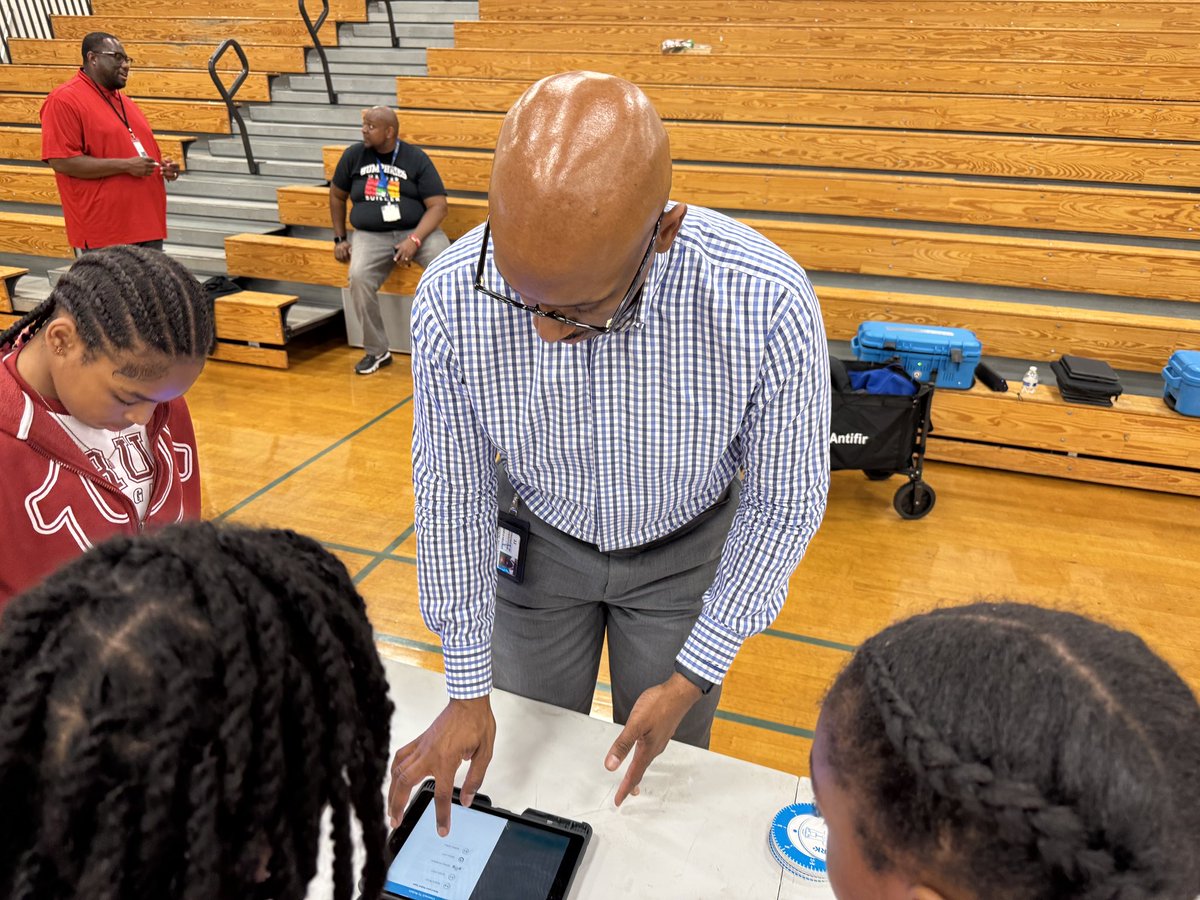 Dr. Timothy Farmer (@apsittimothy) on Twitter photo I had an awesome time engaging with students at the <a href="/APSsatlanta/">South Atlanta High</a> STEAM Festival. The scholars enjoyed coding with <a href="/Sphero/">Sphero</a> activities among other fun technology lessons. Can't wait until next year’s event! <a href="/APSInstructTech/">APS IT Department</a> <a href="/apsitnatasha/">Dr. Natasha Rachell</a> <a href="/apsitjan/">Jan Dickerson</a> <a href="/apsitjen/">Jen Hall, NBCT</a> <a href="/apsupdate/">ATL Public Schools</a> <a href="/ahrosser/">Aleigha H-Rosser EdD</a> I had an awesome time engaging with students at the <a href="/APSsatlanta/">South Atlanta High</a> STEAM Festival. The scholars enjoyed coding with <a href="/Sphero/">Sphero</a> activities among other fun technology lessons. Can't wait until next year’s event! <a href="/APSInstructTech/">APS IT Department</a> <a href="/apsitnatasha/">Dr. Natasha Rachell</a> <a href="/apsitjan/">Jan Dickerson</a> <a href="/apsitjen/">Jen Hall, NBCT</a> <a href="/apsupdate/">ATL Public Schools</a> <a href="/ahrosser/">Aleigha H-Rosser EdD</a>