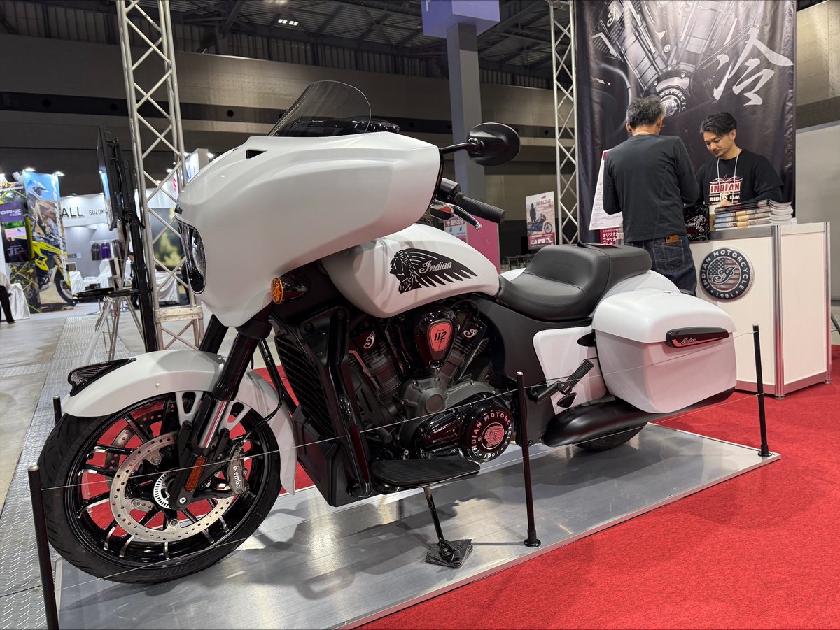 indian_japan's tweet photo. #名古屋モーターサイクルショー 開幕! #インディアンモーターサイクル ブースでは、2025年に新エンジンを積んでデビューした #ChieftainPowerPlus や、激レア限定モデル #SpringfieldLimitedEdition を展示中。さらに試乗コーナーでは #ScoutSixtyBobber にも乗れるぞ。ぜひ会場で体感しよう! https://t.co/UERRK5dMjT