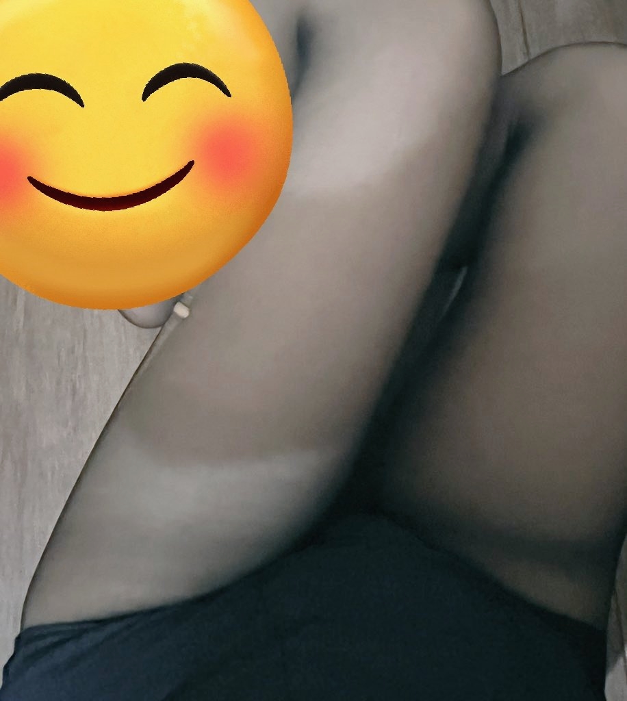 섹파찾아용~ 10cm이상만
같이 씻자 ㅎㅎ 욕실에서 해보고 싶어ㅠ