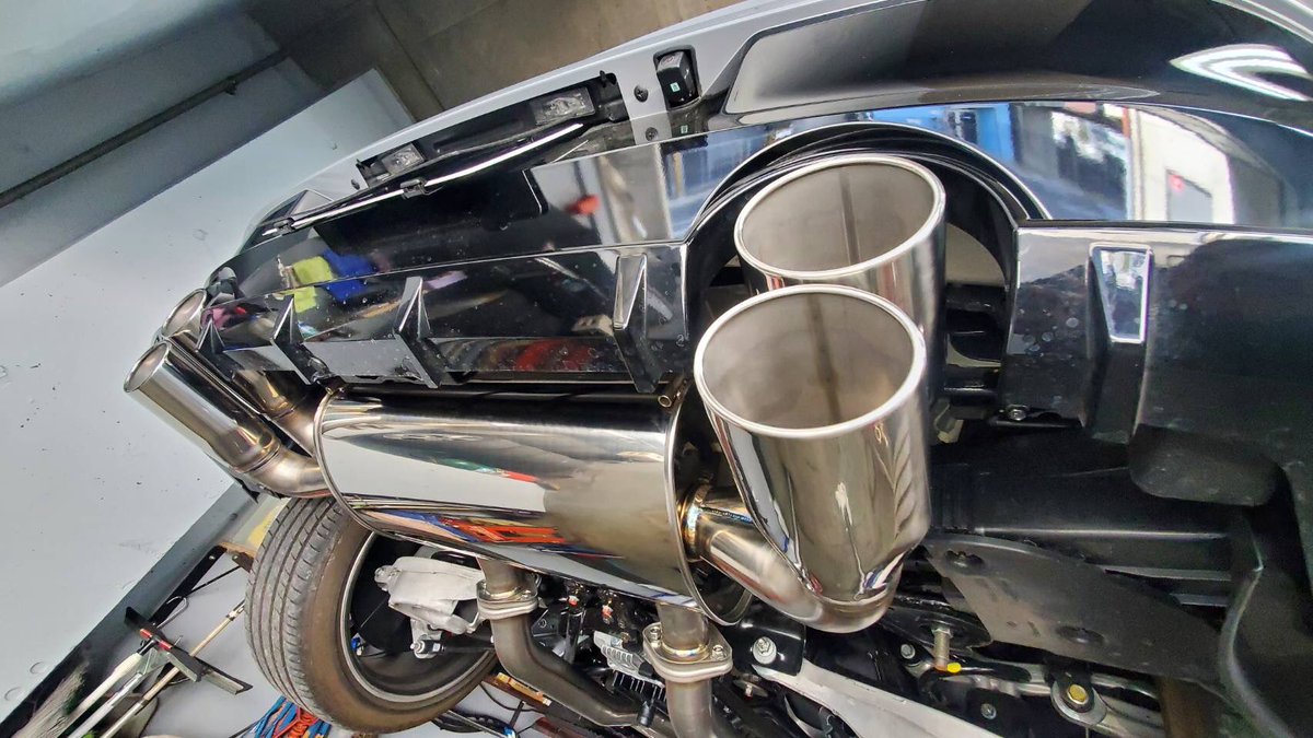 Central201's tweet photo. RZ34
Muffler replacement
before and after

#central20 #fairladyz #z32 #z33 #z34 #rz34 #nissan #日産 #nissanfairladyz #zsport #300z #350z #370z #400z #nissanz #jdm #jdmculture #vqlife #z_owners #zociety #zocietyjapan #znation  #jdmlifestyle #jdmgram #jdmcars #stancenation #zcon https://t.co/gqnyN6sPPb