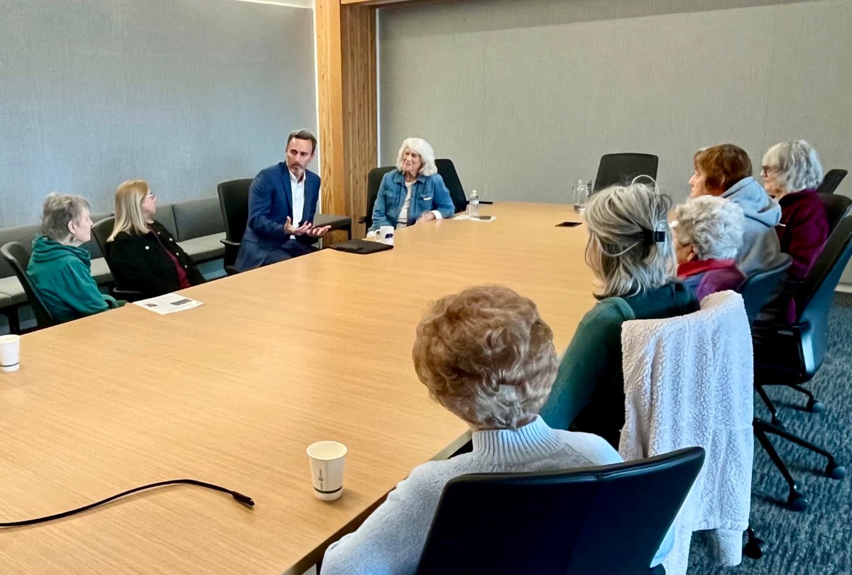 It was a pleasure to host and meet with the American Association of University Women (AAUW) Mid-Peninsula Branch at County Center today. Enjoyed the conversation!
