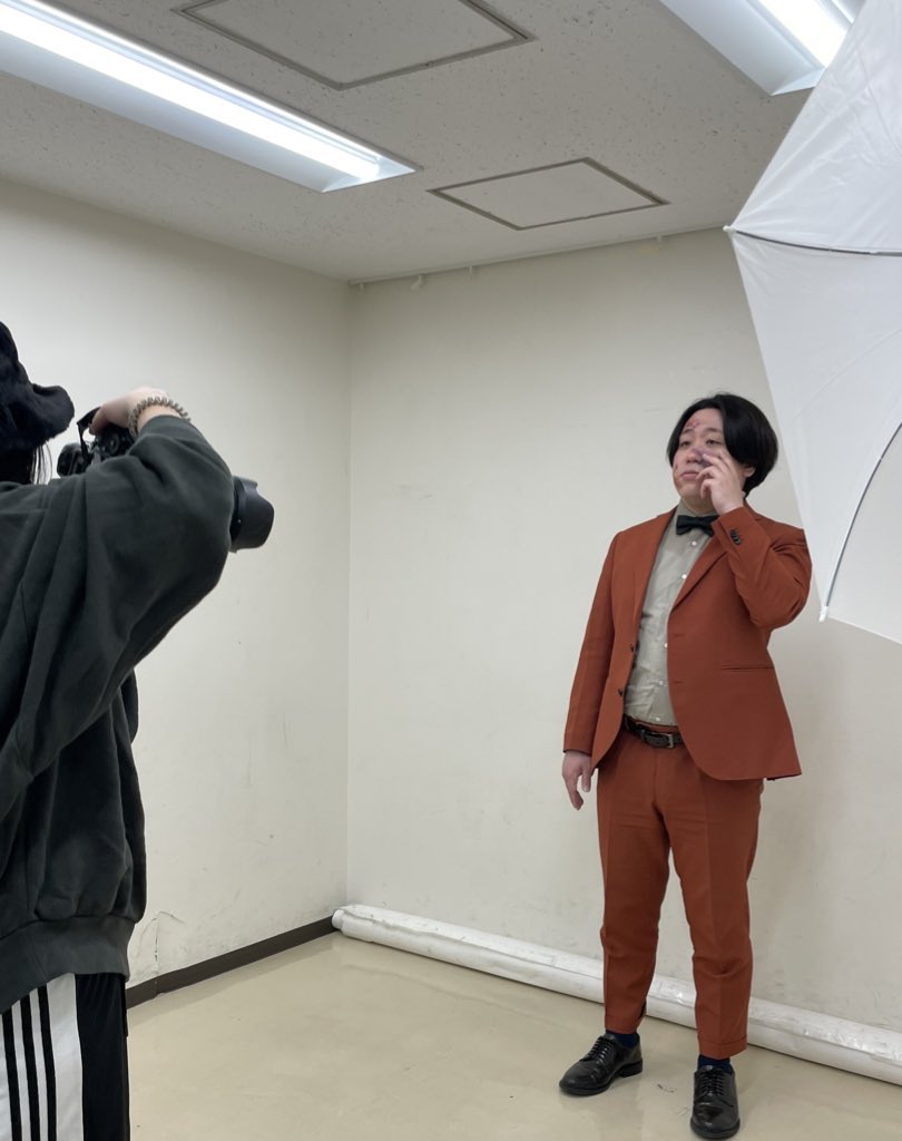 金魚番長単独ライブツアー「ぐちゃぐちゃ」
初ツアーです🙏✨

6/7(土) @メニコンシアターAoi(名古屋)
7/6(日)@よしもと漫才劇場(大阪)
7/19(土)@ルミネtheよしもと(東京)

東京、名古屋は4/5〜
大阪は4/6〜
チケット先行受付です🙌
よろしくお願いします！！！

#金魚番長